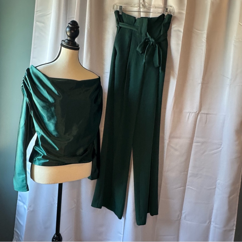Elegant Green Women's Pants